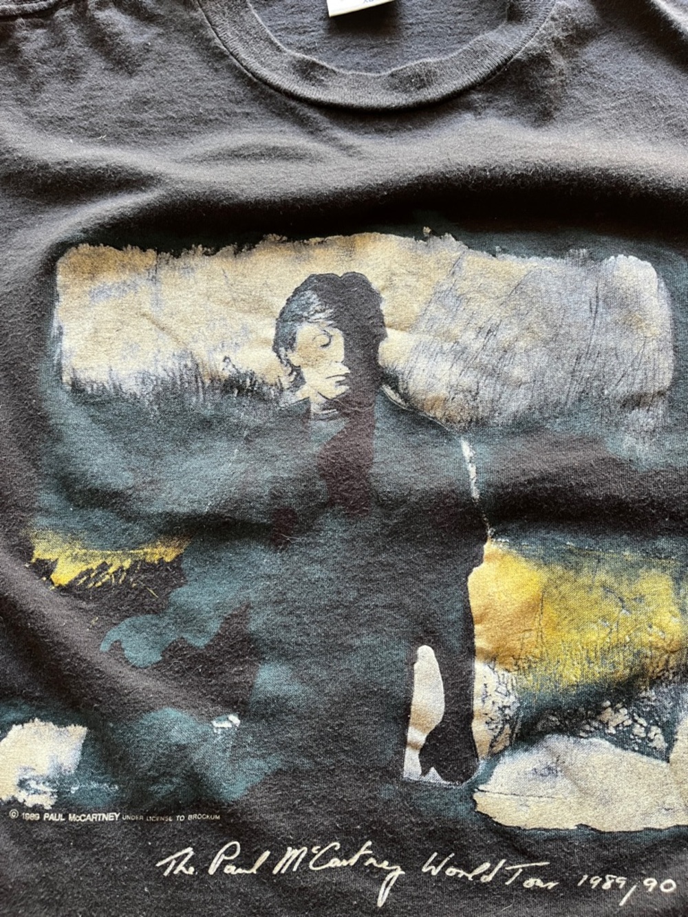 Gildan Black Graphic Band T-Shirt